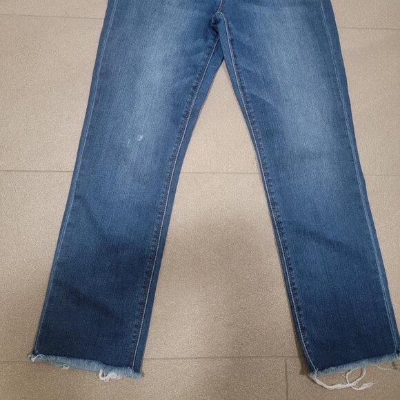 NWT UNPUBLISHED "Kenzie" Designer Denim Blue Jeans Distressed - Womens Size 26 - Picture 3 of 9